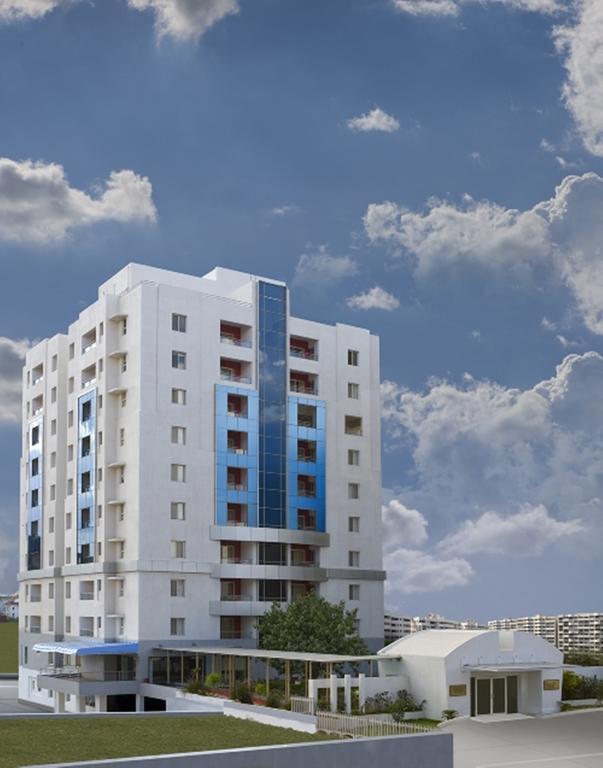 Royal Orchid Golden Suites Pune Extérieur photo